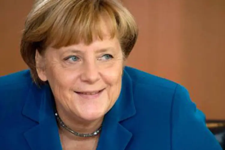 A chanceler alemã, Angela Merkel: houve leve aumento das intenções de voto de seu principal adversário, o Partido Social Democrata (Odd Andersen/AFP)