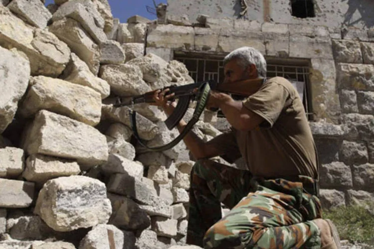 Soldado do Exército Livre da Síria: proposta estipula acordo para que a Síria deixe seu arsenal químico sob supervisão direta da Rússia (Muzaffar Salman/Reuters)