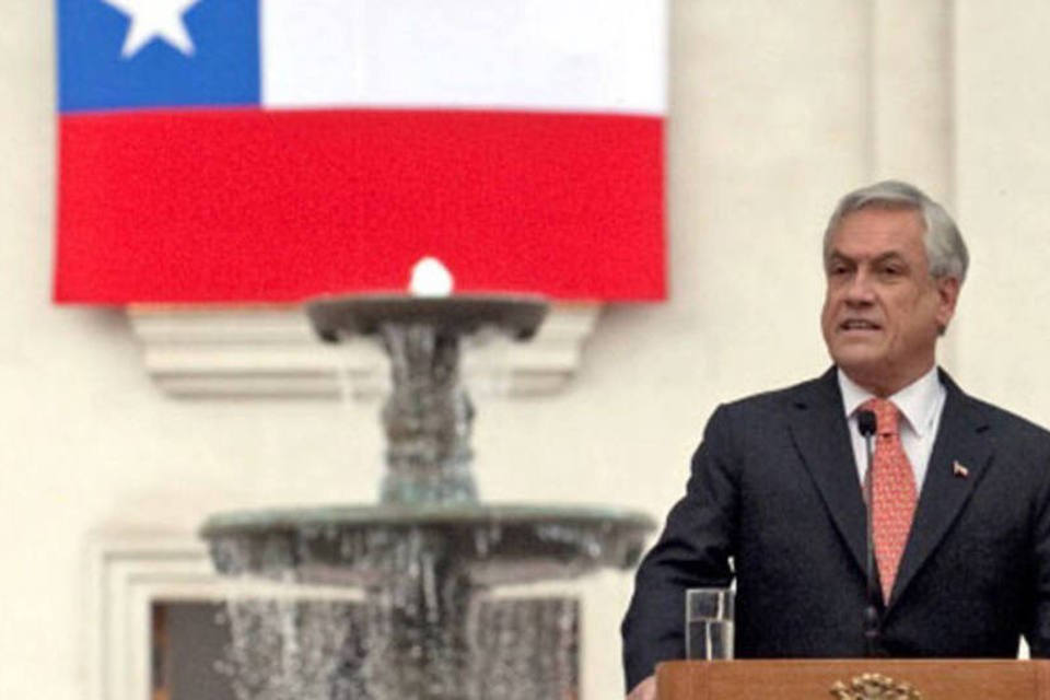 Piñera pede que Chile supere traumas após 40 anos do golpe