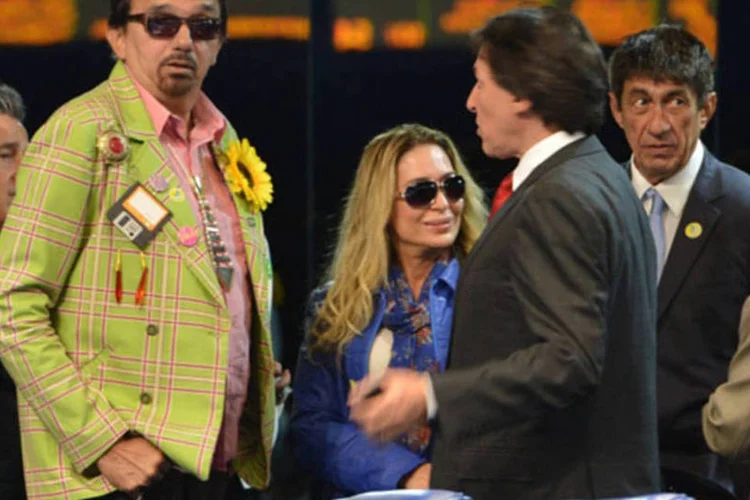 Os cantores Falcão, Fagner e Rosemary no Senado: Pec da Música (123/2011) isenta de impostos CDs e DVDs com obras musicais de autores brasileiros (Valter Campanato/ABr)