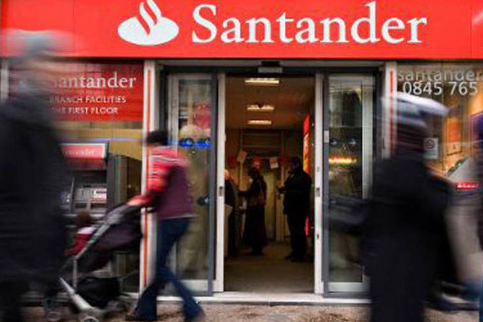 Ações do Santander disparam após anúncio de compra de 25%