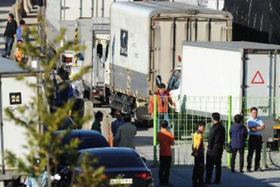 Complexo industrial coreano de Kaesong reabre as portas