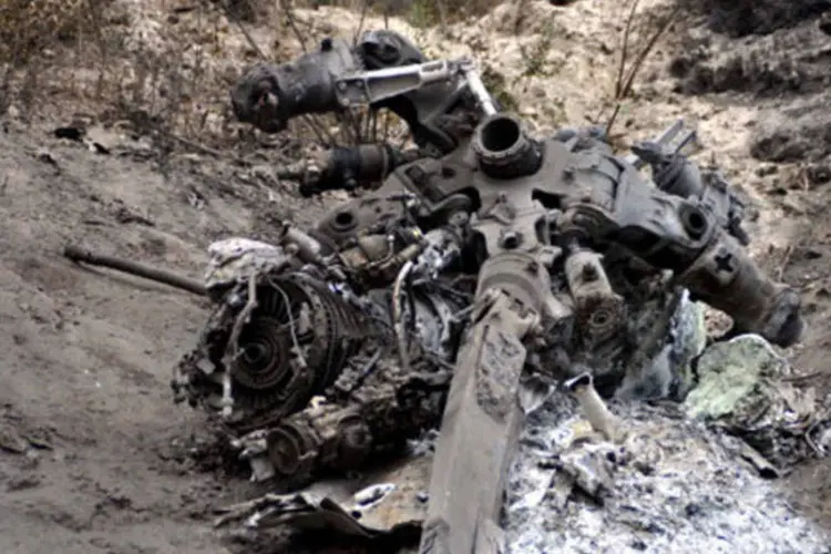 Destroços de helicóptero abatido na fronteira entre Síria e Turquia:  autoridades sírias assinalaram que suas investigações apontam a que a aeronave entrou "por engano" no território turco (Getty Images)
