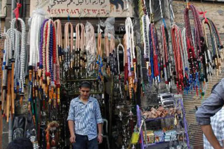 Uma loja da capital síria, Damasco: taxa anual de inflação chegou aos 68,03% em maio (Anwar Amro/AFP)