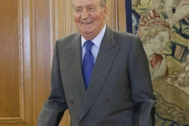 O rei Juan Carlos I da Espanha: decisão foi tomada pela equipe de médicos que atende o monarca (Andrea Comas/Files/Reuters)
