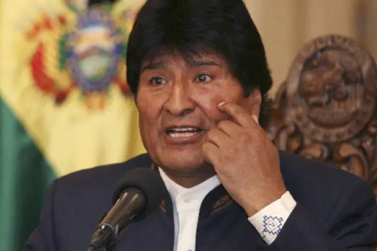 
	Evo Morales, presidente da Bol&iacute;via: &quot;&eacute;&nbsp;um justo reconhecimento aos trabalhadores&quot;, declarou durante um encontro com dirigentes sindicais
 (Gaston Brito/Reuters)