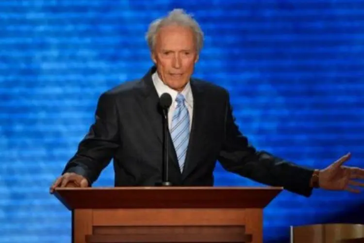Clint Eastwood na Convenção Republicana: apenas 3% responderam que o apoio de uma celebridade pode torná-los menos propensos a votar em alguns dos candidatos (©AFP / Stan Honda)