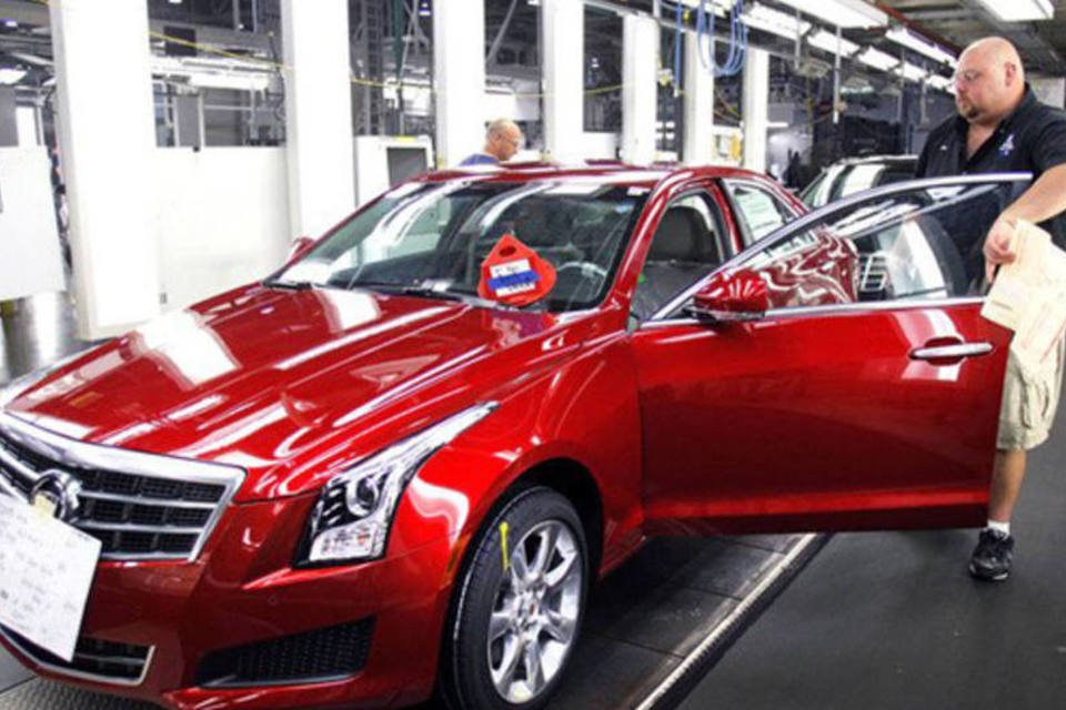 Cadillac é eleito o melhor carro do ano no Salão de Detroit