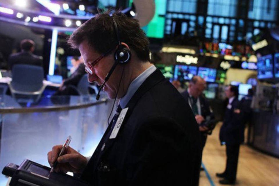 Bovespa afunda, mas não é a única bolsa no barco