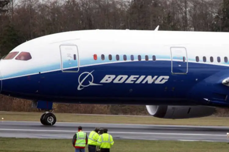 
	Todos os 50 Boeings 787 em opera&ccedil;&atilde;o est&atilde;o em solo, enquanto os &oacute;rg&atilde;os reguladores e a Boeing investigam o problema
 (Paul Joseph Brown/AFP)