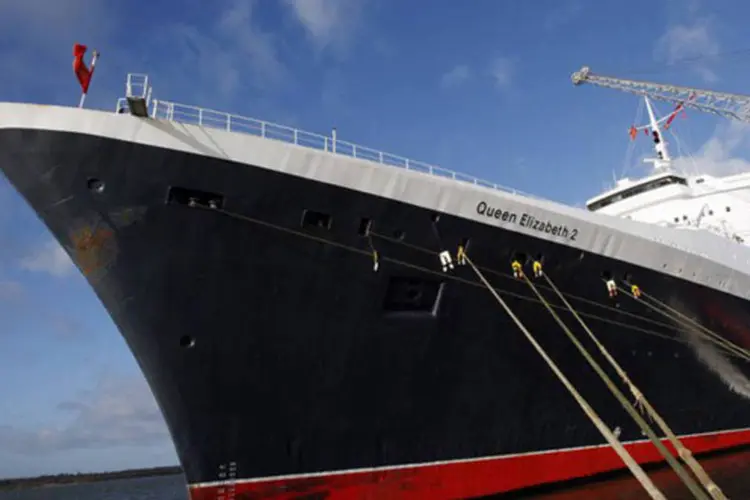 
	O navio Queen Elizabeth 2: a Dubai World comprou o navio em 2007 por 81 milh&otilde;es de d&oacute;lares &agrave; companhia Cunard Line
 (Adrian Dennis/AFP)