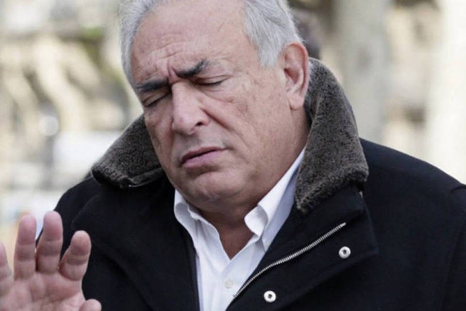Strauss-Kahn depõe sobre envolvimento com prostituição