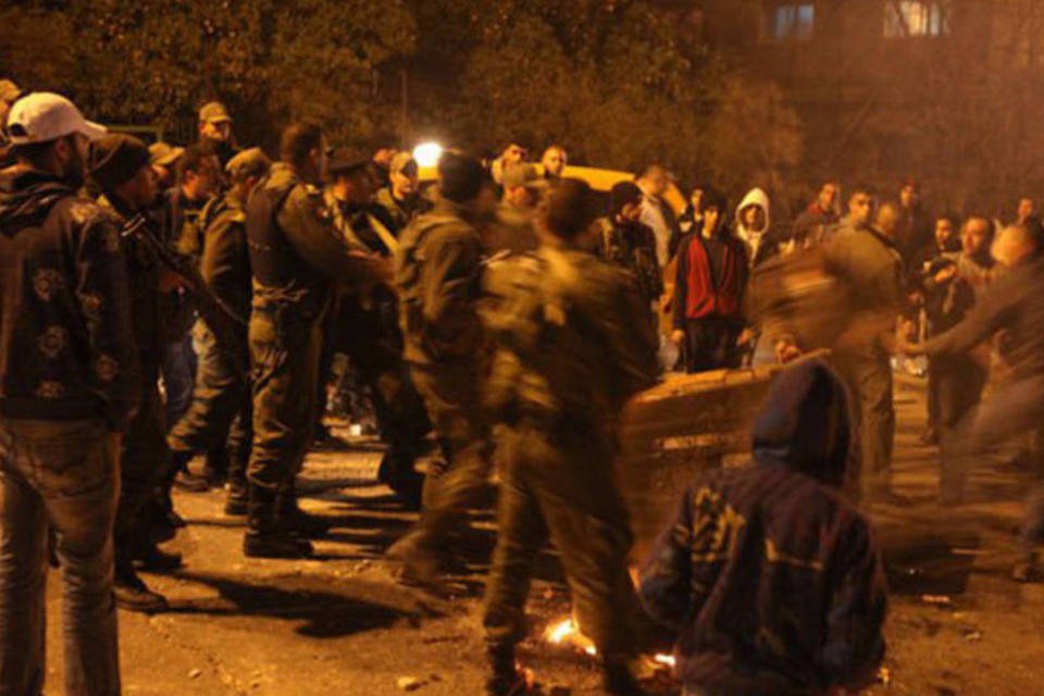 Palestina tem confrontos entre manifestantes e policiais