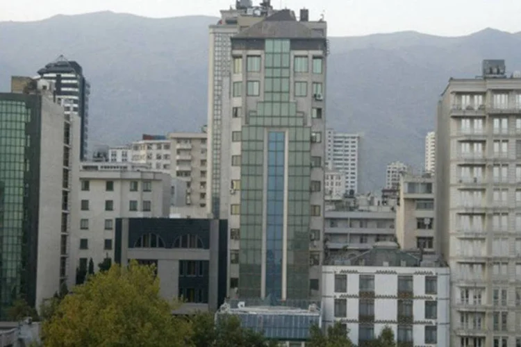 
	Vista de Teer&atilde;: na semana passada, a TV estatal iraniana difundiu as declara&ccedil;&otilde;es de um indiv&iacute;duo nas quais confessava ter trabalhado para a CIA
 (Atta Kenare/AFP)
