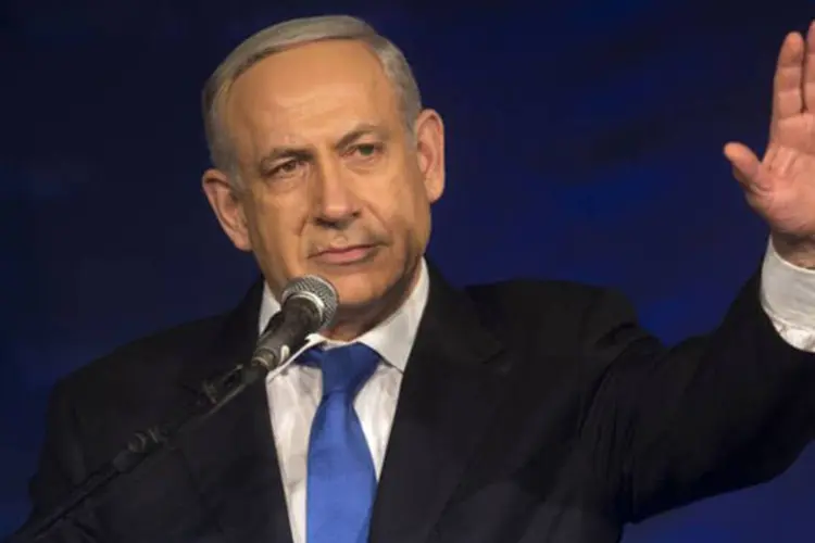 
	Benjamin Netanyahu:&nbsp;&quot;Digo-lhes obrigado por defender com coragem os valores judeu-crist&atilde;os e as ra&iacute;zes de nossa civiliza&ccedil;&atilde;o comum durante seu per&iacute;odo de pontificado&quot;, afirmou Netanyahu.
 (Menahem Kahana/AFP)