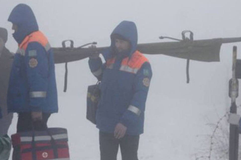 Avião com 21 pessoas cai no Cazaquistão por causa da neblina