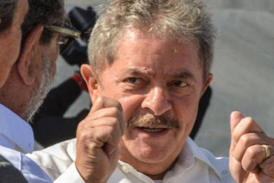 Candidatura de Campos seria "risco" para aliança, diz Lula