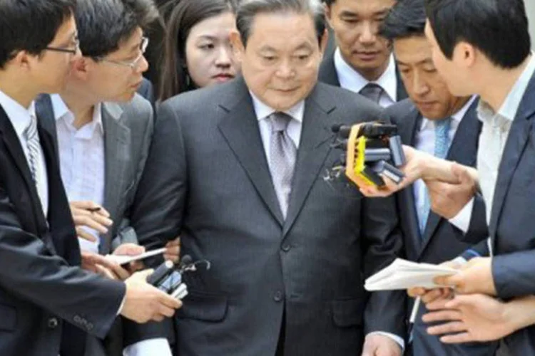 Lee Kun-Hee: o presidente do conselho da Samsung teve um ataque cardíaco em 2014 e estava afastado da empresa desde então (Jung Yeon-Je/AFP/AFP)