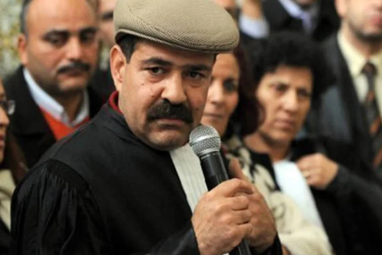 
	Chokri Belaid: o irm&atilde;o acusou o partido islamita Ennahda, que governa o pa&iacute;s, pelo crime
 (Fethi Belaid/AFP)
