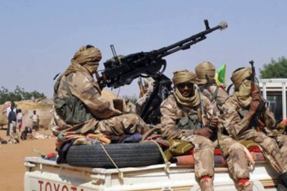 Terrorista suicida solta explosivo perto de soldados do Mali