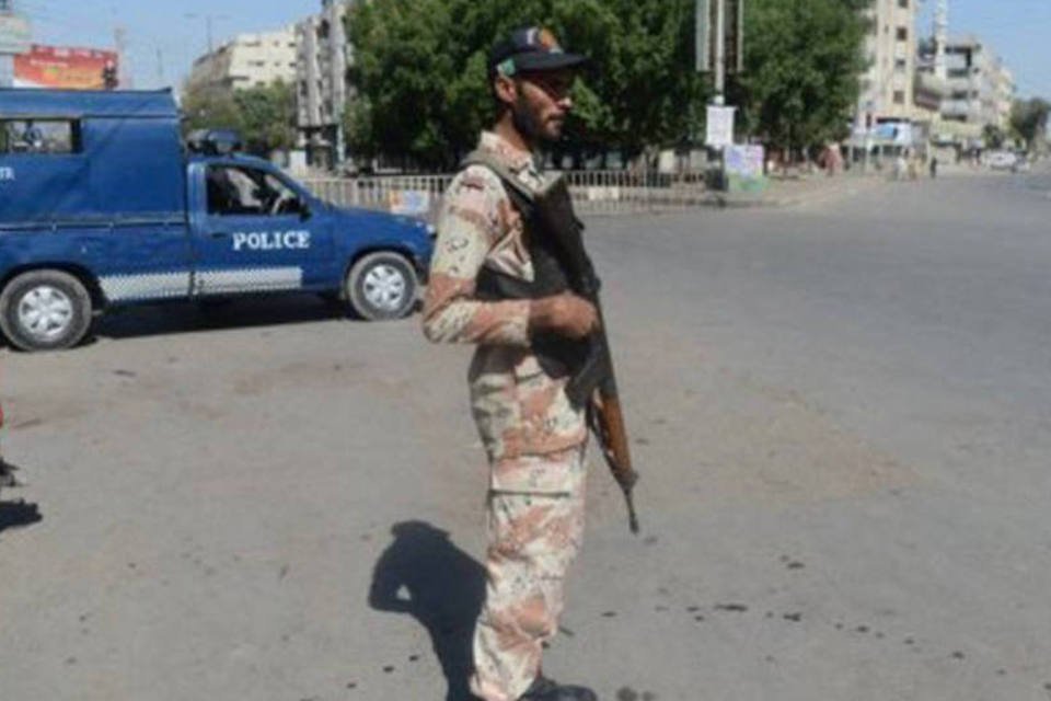 Dez são mortos em atentado no Paquistão