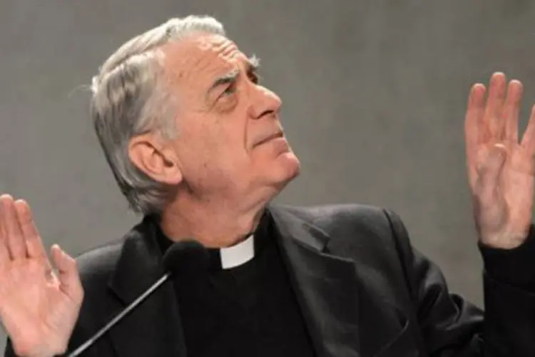 
	Frederico Lombardi: porta-voz do Vaticano anunciou que o papa promover&aacute; um s&iacute;nodo especial em outubro de 2014
 (Andreas Solaro/AFP)