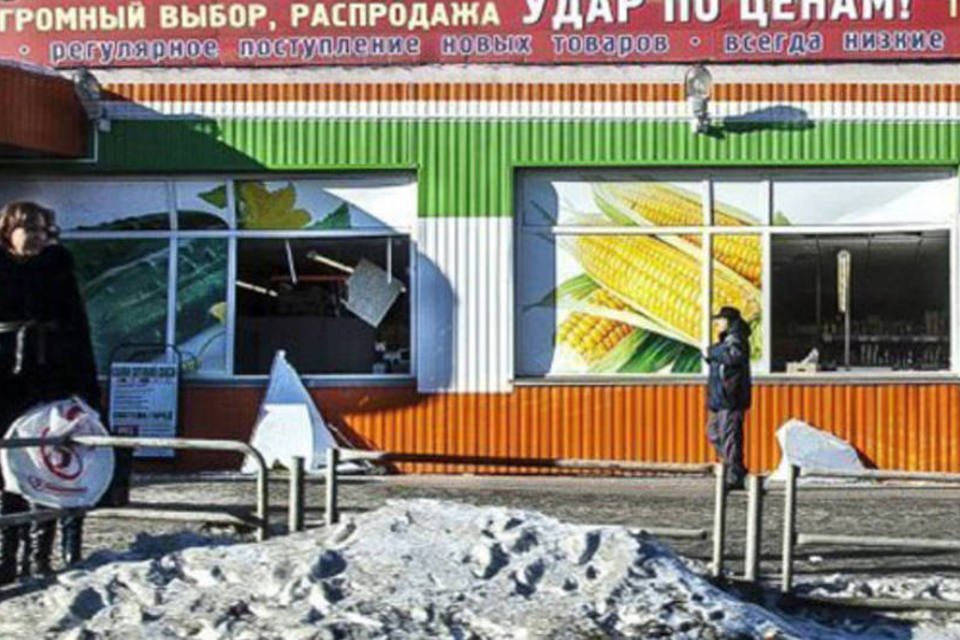 Explosão de meteoro deixa mais de 1.000 feridos na Rússia