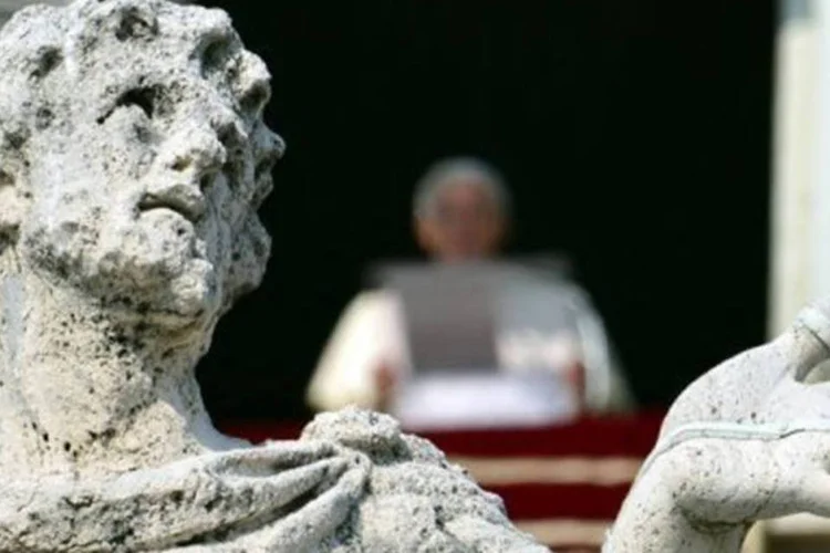 
	Papa Bento XVI: para o pont&iacute;fice demission&aacute;rio, orar ser&aacute; seu modo de agir
 (Gabriel Bouys/AFP)