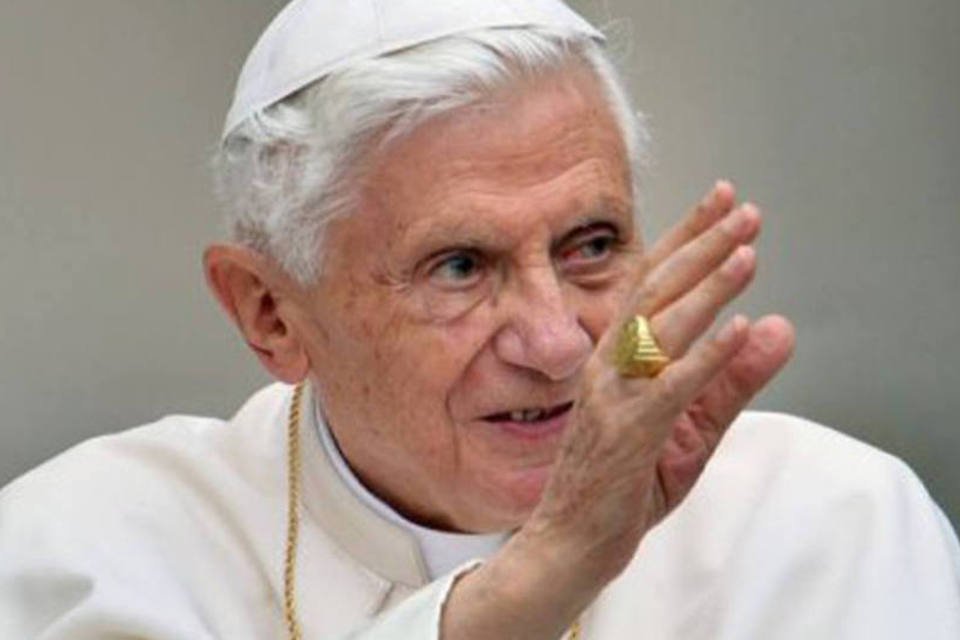 
	Bento XVI: oito anos de pontificado. De nacionalidade alem&atilde;, foi o &quot;Papa te&oacute;logo&quot;, considerado um grande intelectual e conhecedor profundo dos dogmas. Surpreendeu ao anunciar sua ren&uacute;ncia
 (Vincenzo Pinto/AFP)