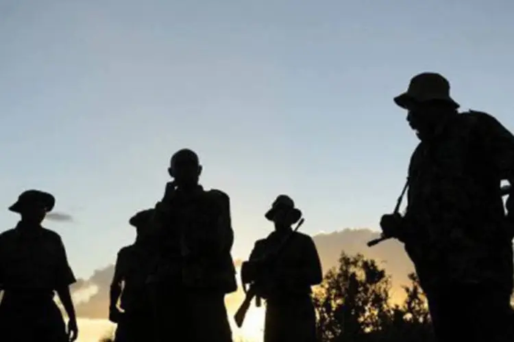 Forças de segurança quenianas perto de Liboi, 15 de outubro, 2011
 (Tony Karumba/AFP)