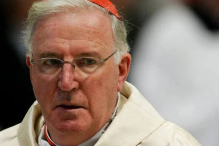 
	Cormac Murphy O&#39;Connor chega para missa no Vaticano: &quot;como voc&ecirc;s sabem, aconteceram problemas nos &uacute;ltimos anos&quot;, reconheceu (Thomas Coex/AFP)