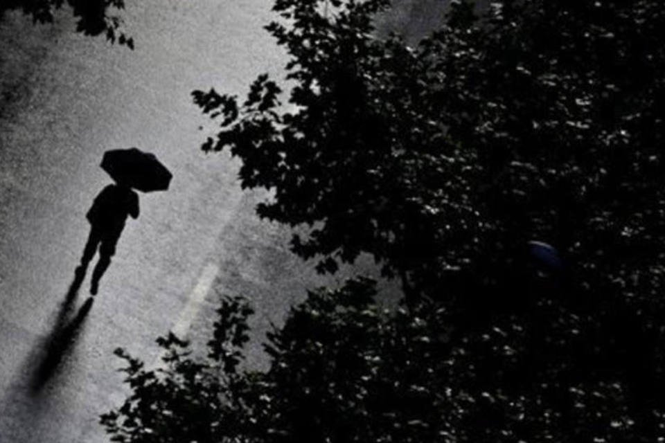 Tempestade atinge o Rio e causa morte de duas pessoas