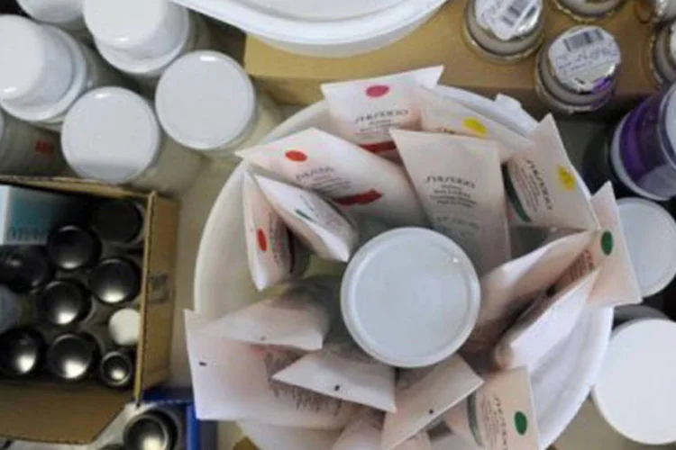 
	Produtos da Shiseido: a UE, mercado importante para a empresa, proibir&aacute; nas pr&oacute;ximas semanas os cosm&eacute;ticos que em sua elabora&ccedil;&atilde;o contaram com testes em animais (Eric Piermont/AFP)