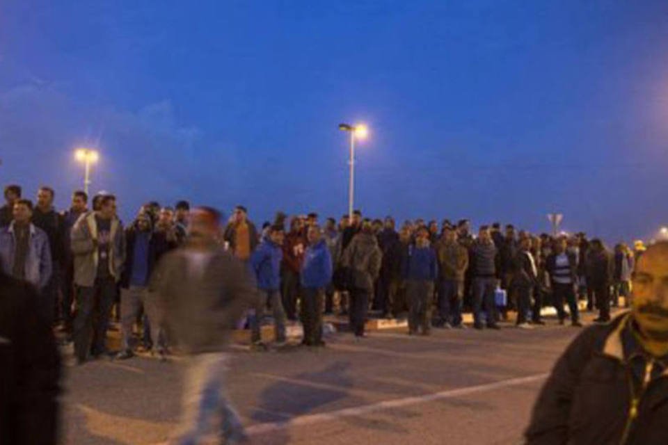 Ônibus reservados a palestinos são incendiados em Israel
