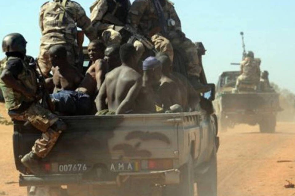 Al Qaeda na África diz ter decapitado refém francês