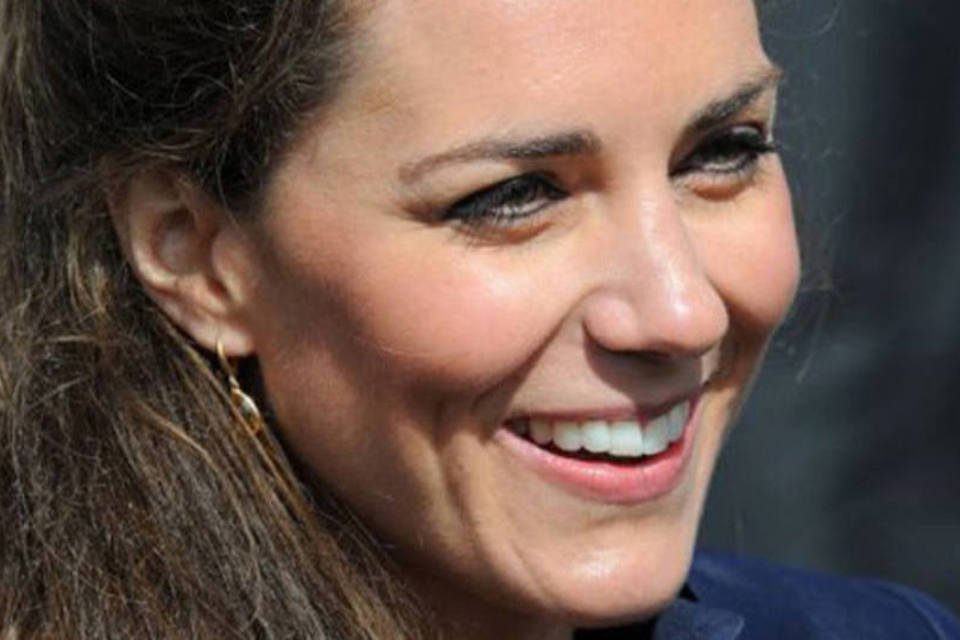 Kate Middleton deixa escapar que terá uma menina