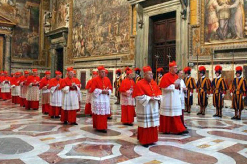 Últimos momentos de liberdade aos cardeais antes do conclave