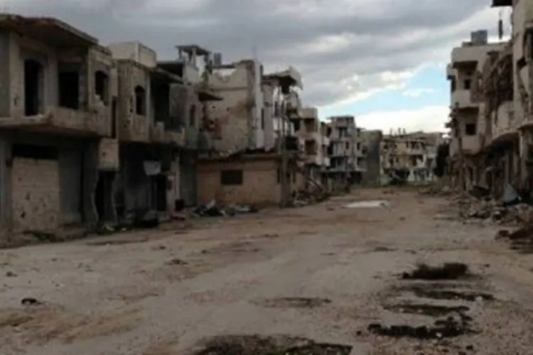 
	&Aacute;rea de Baba Amr, em Homs, destru&iacute;da ap&oacute;s ataque: o bairro de Baba Amr, em Homs, voltou a ser bombardeado por um ca&ccedil;a do regime
 (Sarkis Kassarjian/AFP)