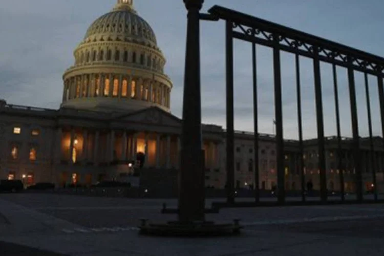 
	Senado americano: a vota&ccedil;&atilde;o foi em grande parte simb&oacute;lica, mas a contagem de 79 contra 20 sinaliza uma forte oposi&ccedil;&atilde;o ao imposto de 2,3% que entrou em vigor no dia 1&ordm; de janeiro
 (Chip Somodevilla/AFP)