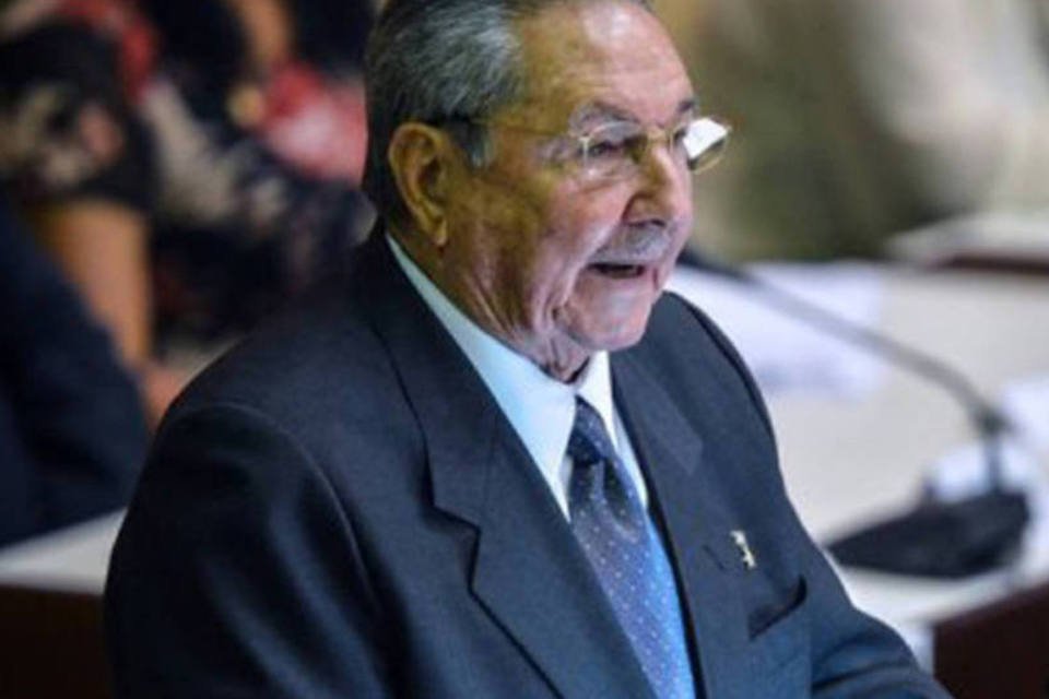 Raúl Castro declara sexta-feira santa como feriado em Cuba