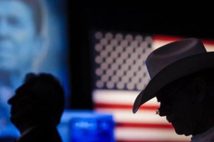 
	Republicanos: com o controle da C&acirc;mara dos Deputados, pol&iacute;ticos do partido querem fazer recuar a decis&atilde;o de Obama sobre Cuba e imigra&ccedil;&atilde;o
 (Pete Marovich/AFP)