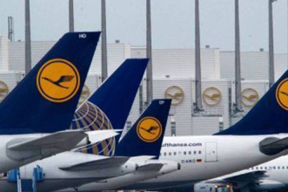 Greve faz Lufthansa cancelar 1,7 mil voos na Europa