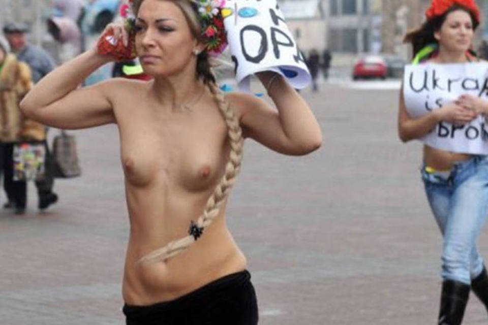 Hackers islamitas atacam página do Facebook do Femen-Tunísia