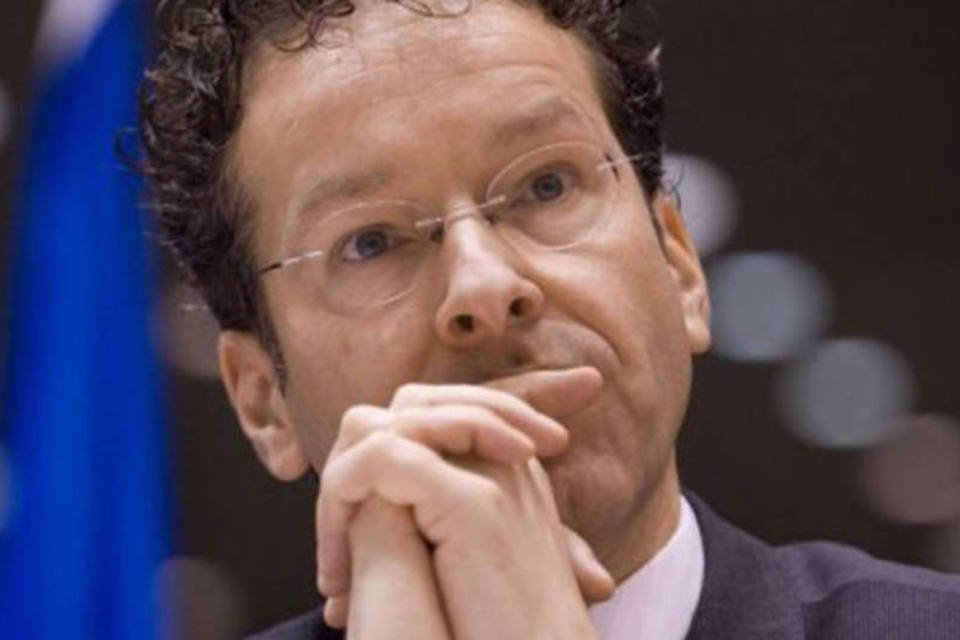Manter a Grécia no euro ainda é objetivo, diz Dijsselbloem