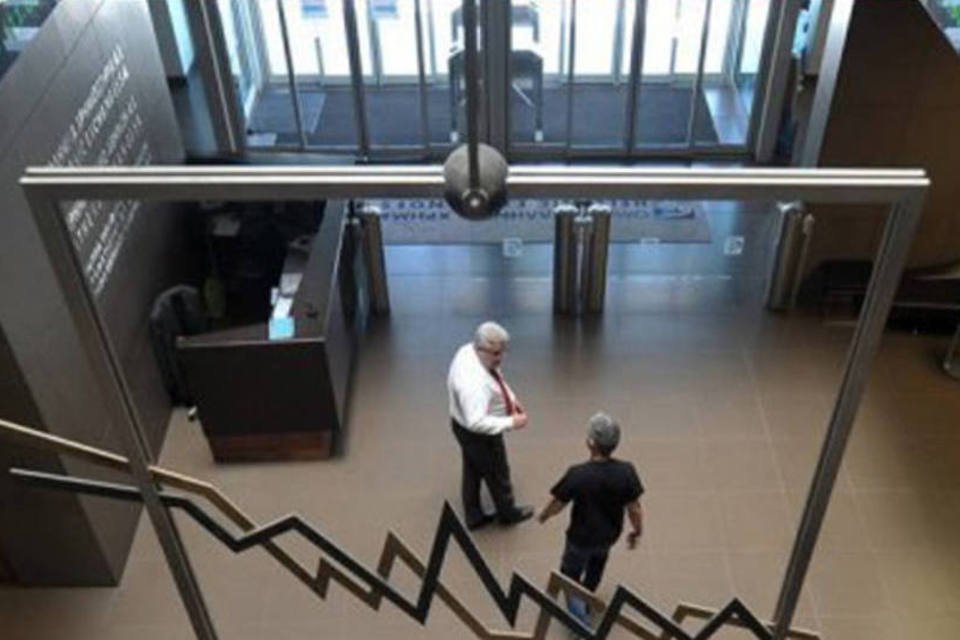 Índice avança por expectativa de acordo sobre dívida grega