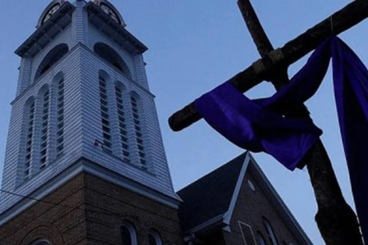 
	Igreja:&nbsp;a primeira bispa da confiss&atilde;o anglicana na ilha da Irlanda e no Reino Unido afirmou hoje que se sente&nbsp;&quot;emocionada&quot;
 (Stan Honda/AFP)