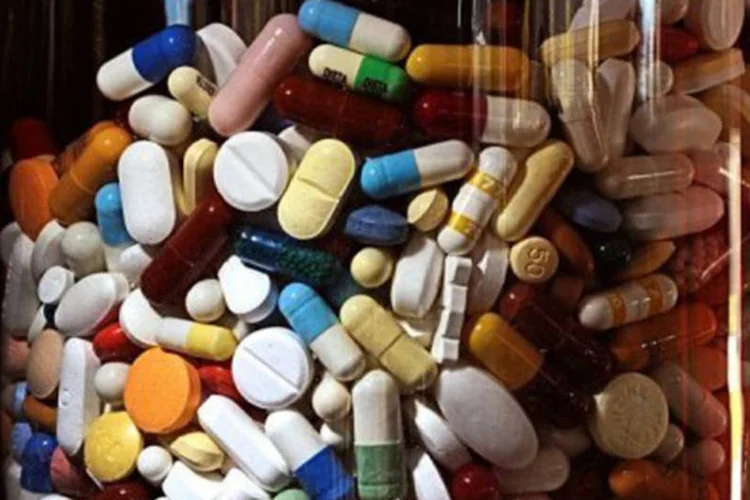 
	Rem&eacute;dios: acordo entre empresas prev&ecirc; transfer&ecirc;ncia de tr&ecirc;s antibi&oacute;ticos aprovados e dois medicamentos em teste
 (Philippe Huguen/AFP)