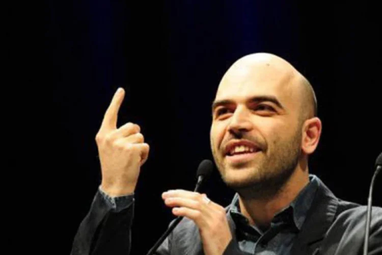 
	O escritor e jornalista italiano Roberto Saviano: como Gomorra, &quot;ZeroZeroZero&quot; analisa o impacto na economia mundial do tr&aacute;fico de drogas
 (Giuseppe Cacace/AFP)