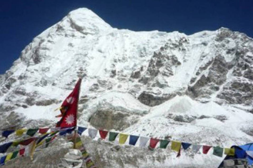 Adolescente com síndrome de Down marca recorde no Everest