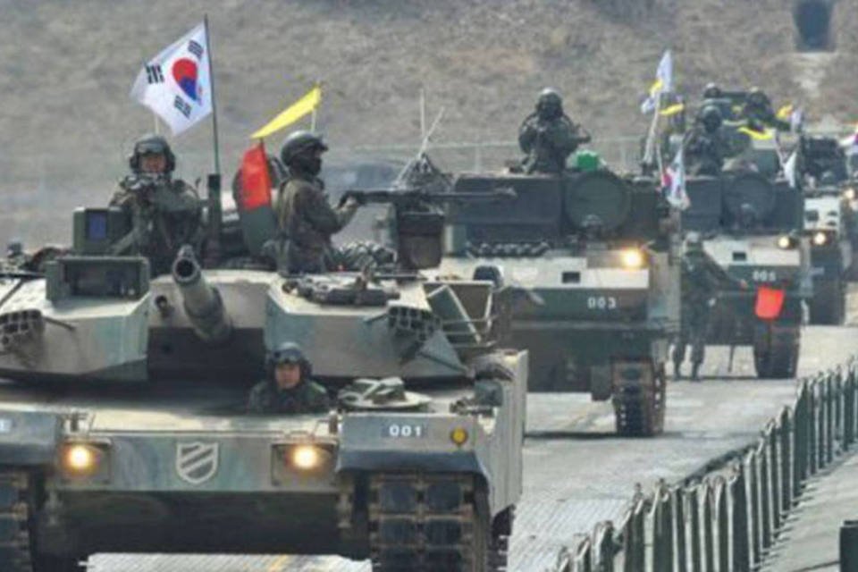 China pede moderação na península coreana